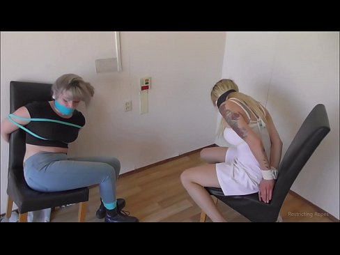 ❤️ Avhengig / bundet opp og kneblet / jente i nød ❤️ Pornovideo hos oss ❌️❤